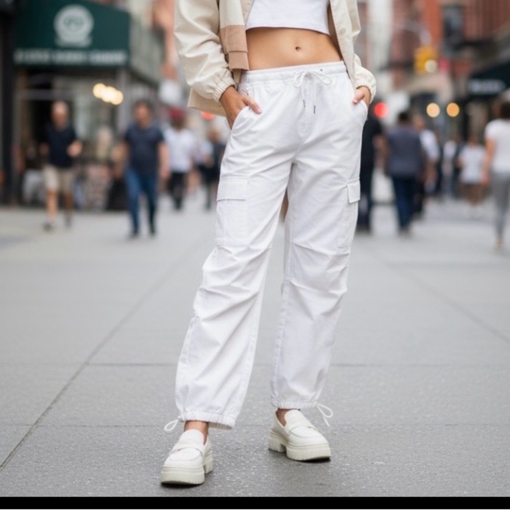 Bright White Parachute Pants with elastic tie waist and toggle bungee hem: S
